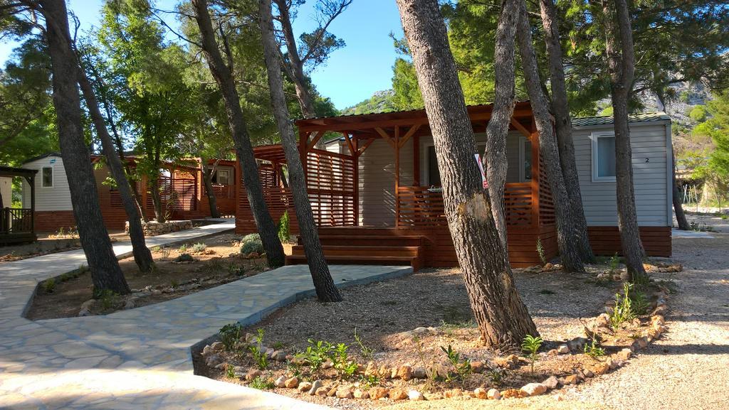 Mobile Home Navis Starigrad Paklenica Exterior foto