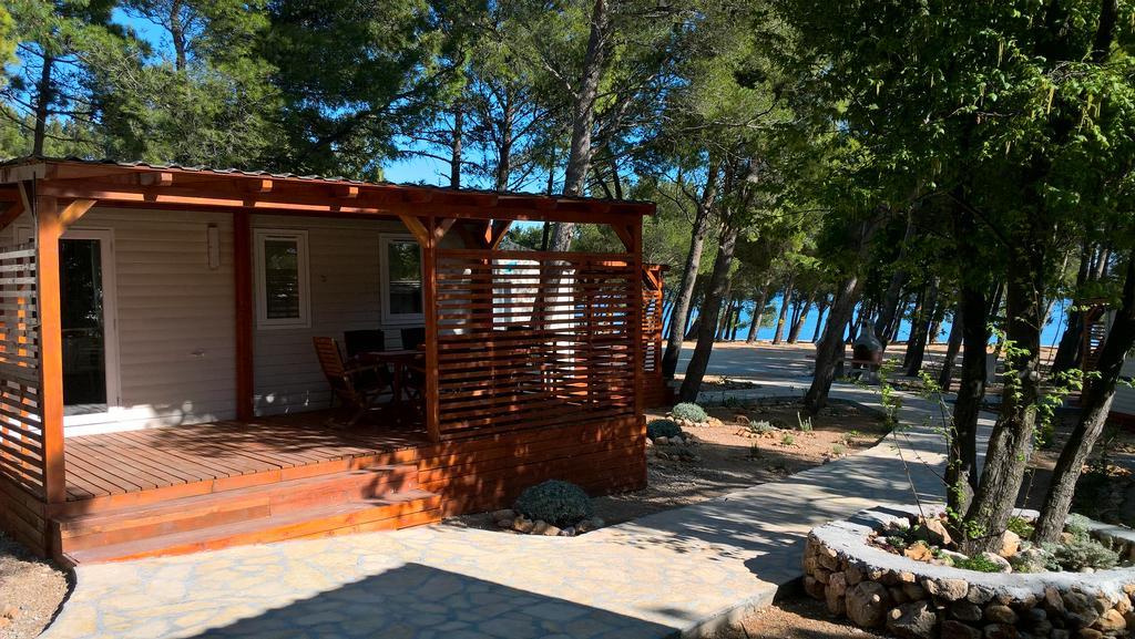 Mobile Home Navis Starigrad Paklenica Exterior foto